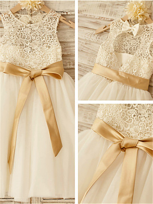 A-line Scoop Bow Knee-Length Tulle Flower Girl Dress