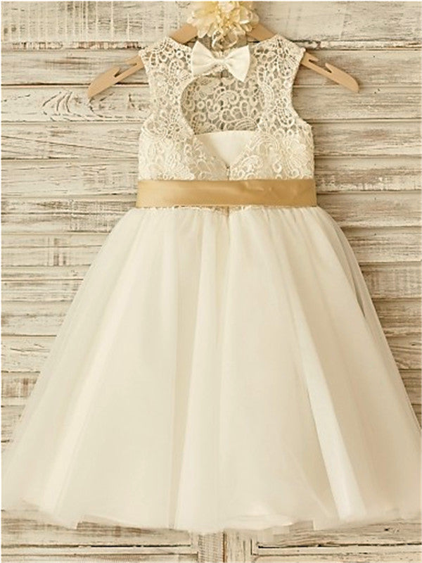 A-line Scoop Bow Knee-Length Tulle Flower Girl Dress
