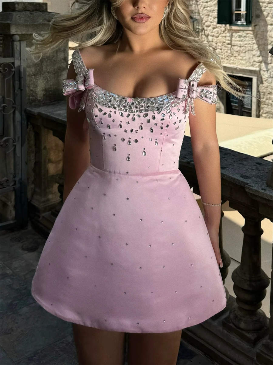 A-line/Princess Cold Shoulder Rhinestone Short/Mini Satin Corset Homecoming Dress