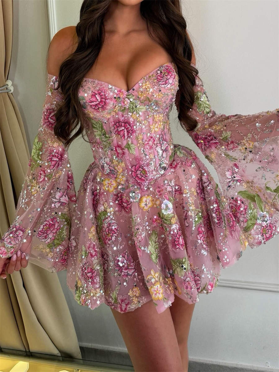 A-line/Princess Sweetheart Long Sleeves Appliques Lace Short/Mini Lace Corset Homecoming Dress