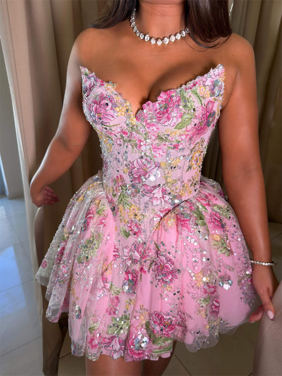 A-line/Princess Sweetheart Appliques Lace Short/Mini Lace Corset Homecoming Dress