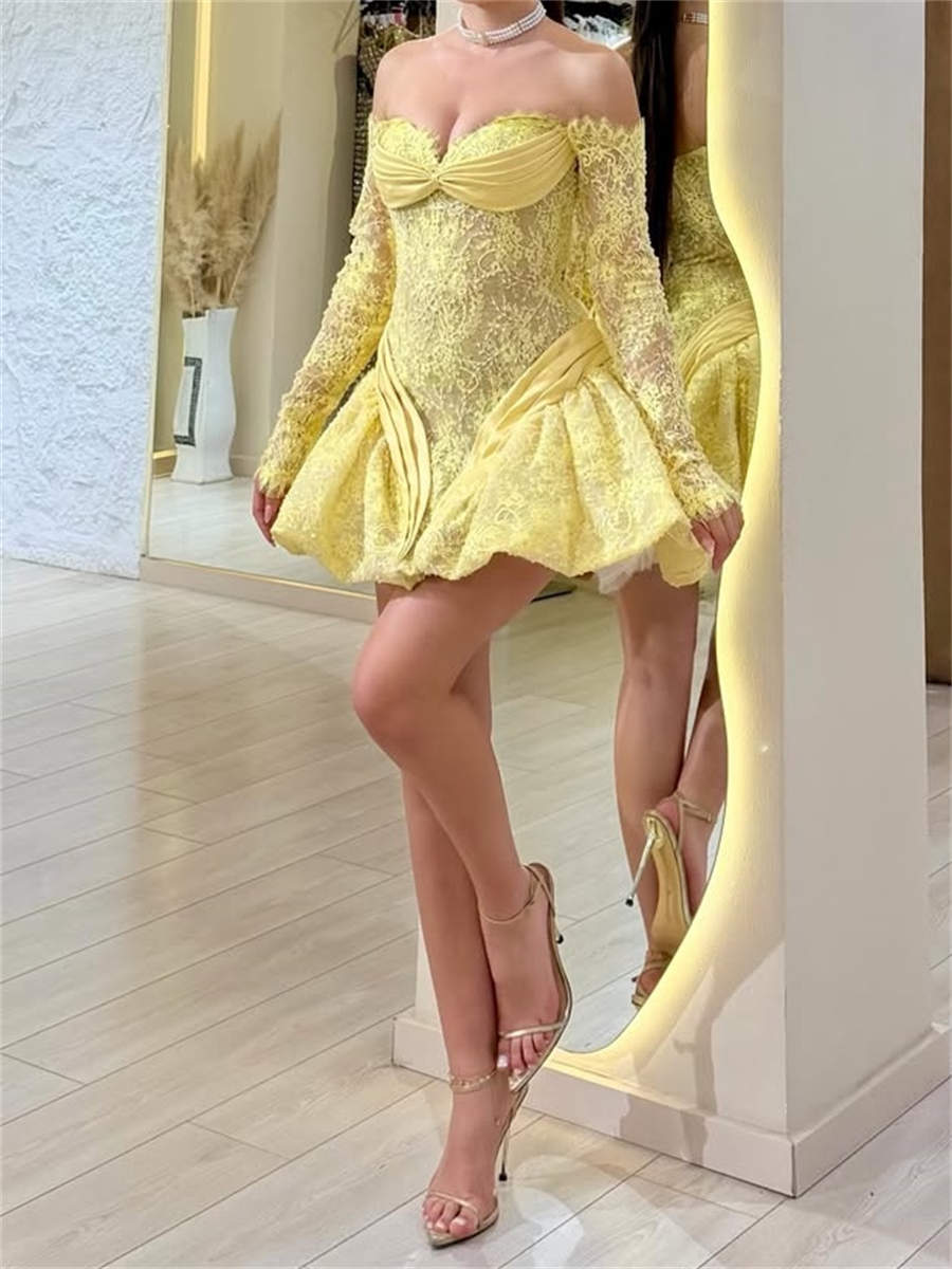 A-line/Princess Off-the-Shoulder Long Sleeves Pleated Short/Mini Lace Corset Homecoming Dress