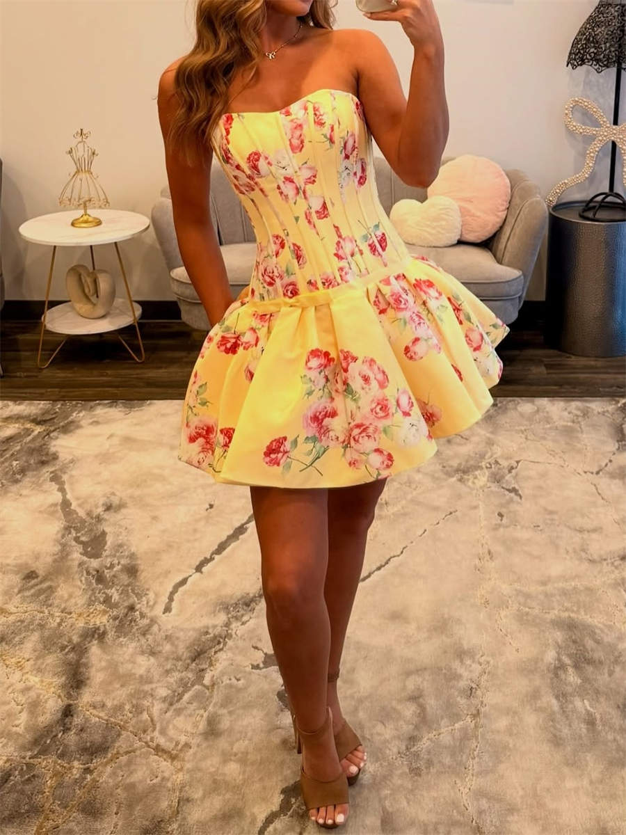 A-line/Princess Straight Short/Mini Corset Homecoming Dress
