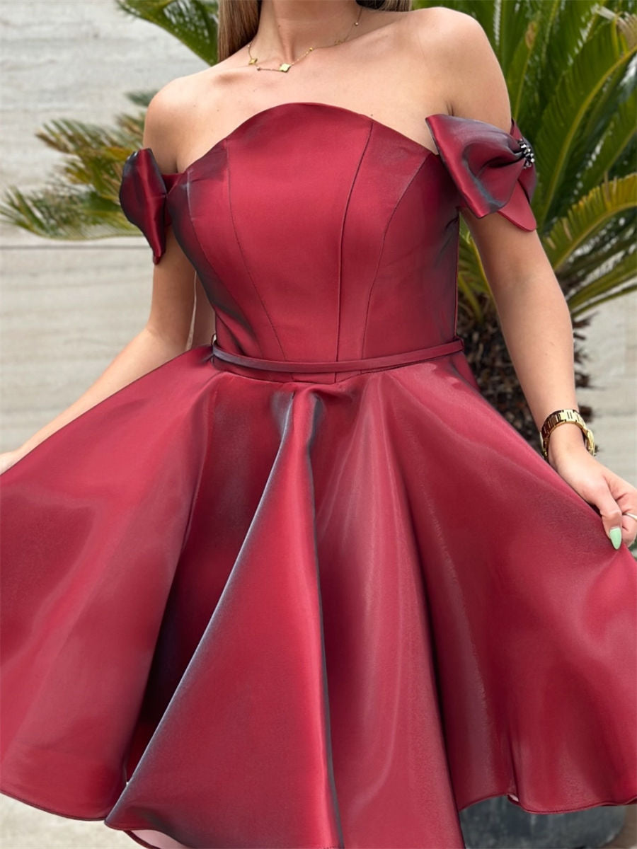 A-line/Princess Off-the-Shoulder Bow Short/Mini Corset Homecoming Dress