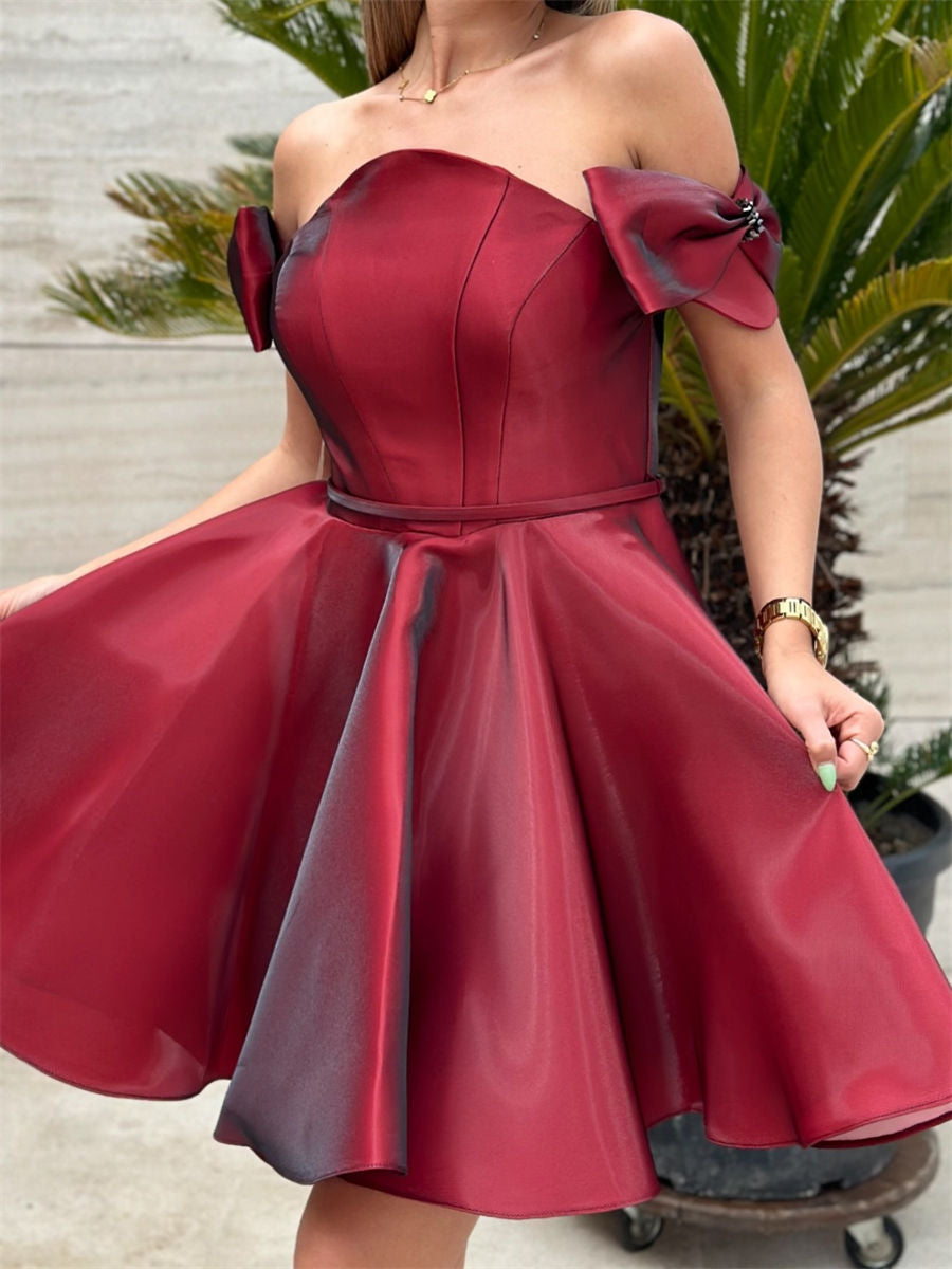 A-line/Princess Off-the-Shoulder Bow Short/Mini Corset Homecoming Dress