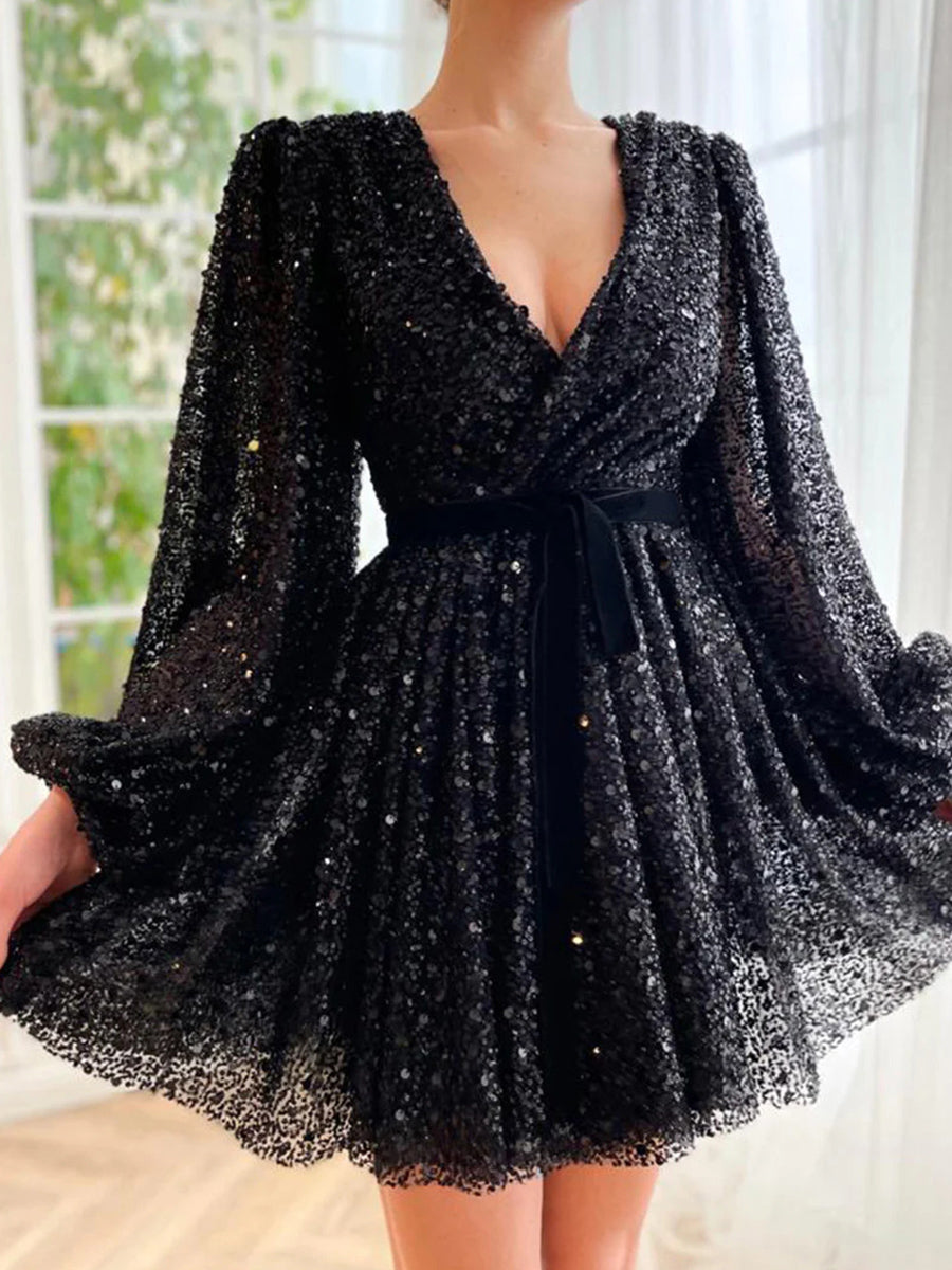 A-line/Princess V-neck Long Sleeves Pleated Short/Mini Corset Homecoming Dress
