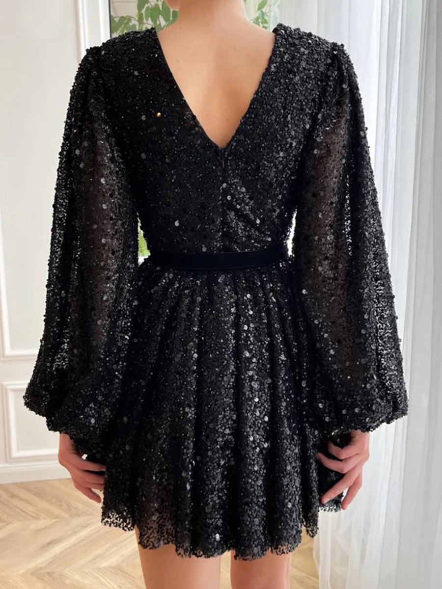 A-line/Princess V-neck Long Sleeves Pleated Short/Mini Corset Homecoming Dress