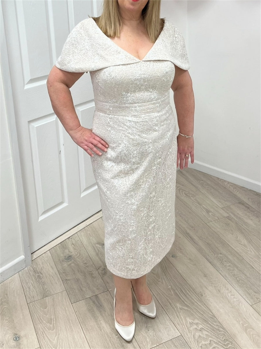 Sheath/Column V-neck Short Sleeves Tea-Length Sequins Mother of the Bride Dress