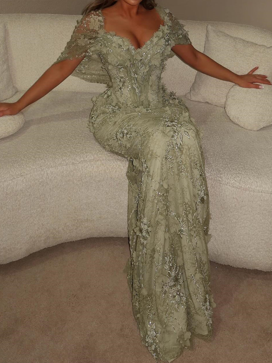 Sheath/Column Sweetheart Appliques Lace Floor-Length Lace Evening Dress