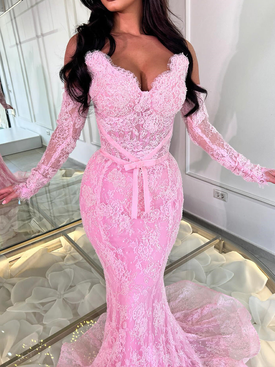 Sheath/Column Sweetheart Long Sleeves Appliques Lace Court Train Lace Corset Evening Dress