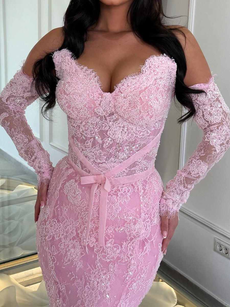 Sheath/Column Sweetheart Long Sleeves Appliques Lace Court Train Lace Corset Evening Dress