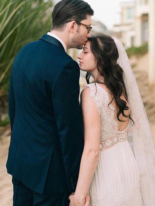 A-line V-neck Short Sleeves Appliques Lace Floor-Length Lace Wedding Dress