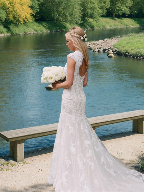 Sheath V-neck Short Sleeves Applique Court Train Lace Wedding Dress