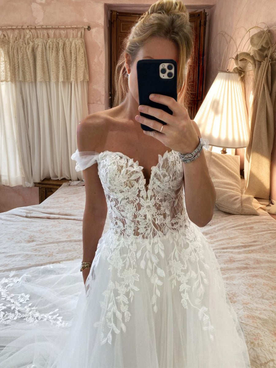 A-line Off-the-Shoulder Appliques Lace Chapel Train Tulle Wedding Dress