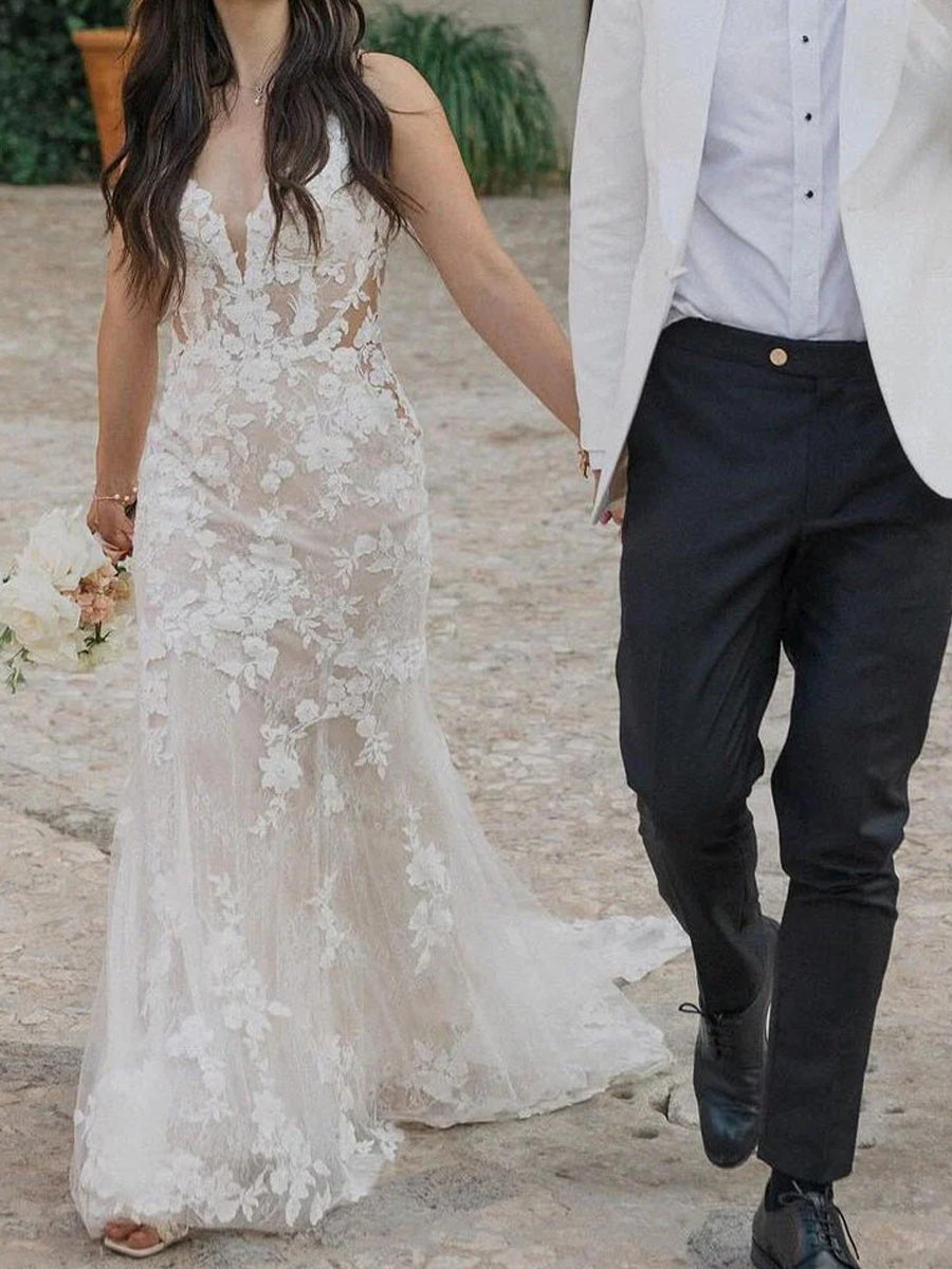 Sheath V-neck Appliques Lace Sweep Train Tulle Corset Wedding Dress