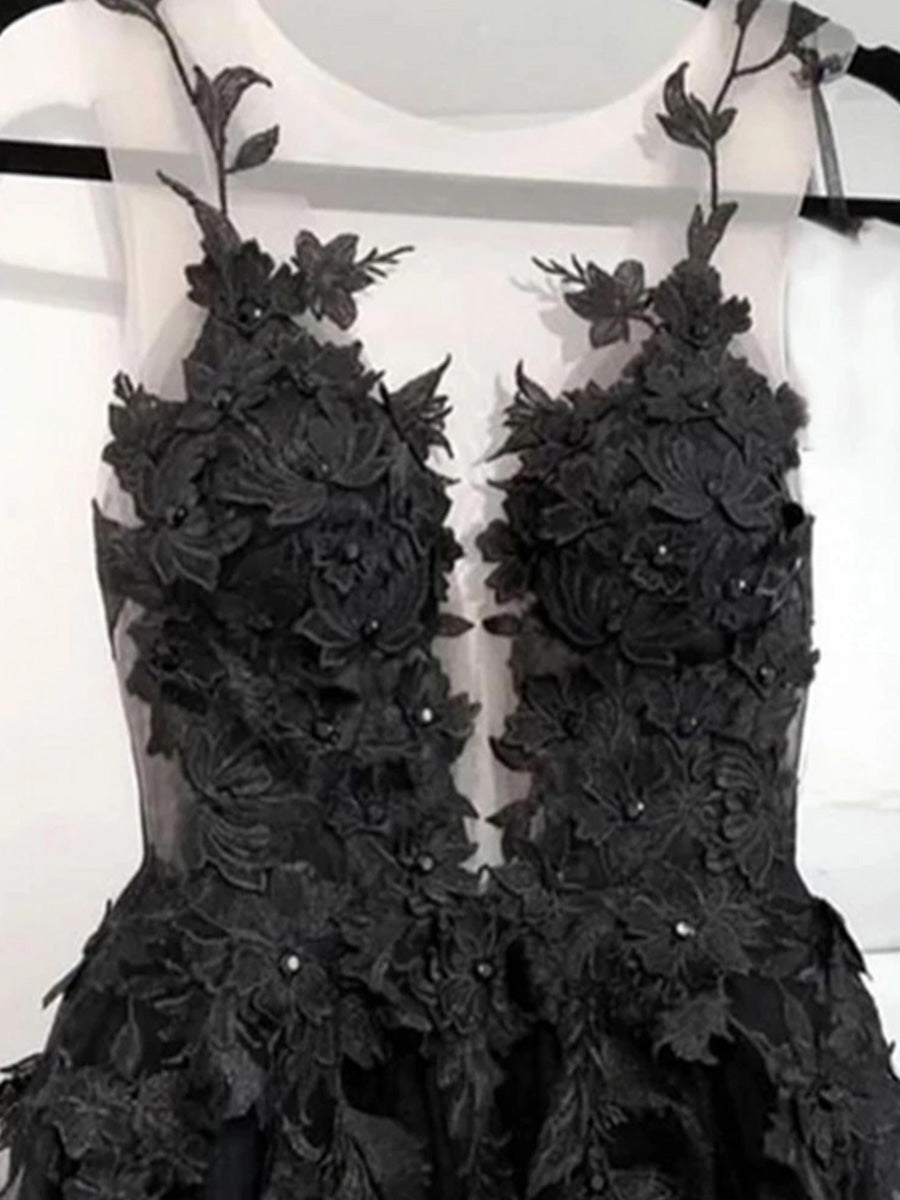 A-line Spaghetti Straps Appliques Lace Court Train Tulle Corset Wedding Dress