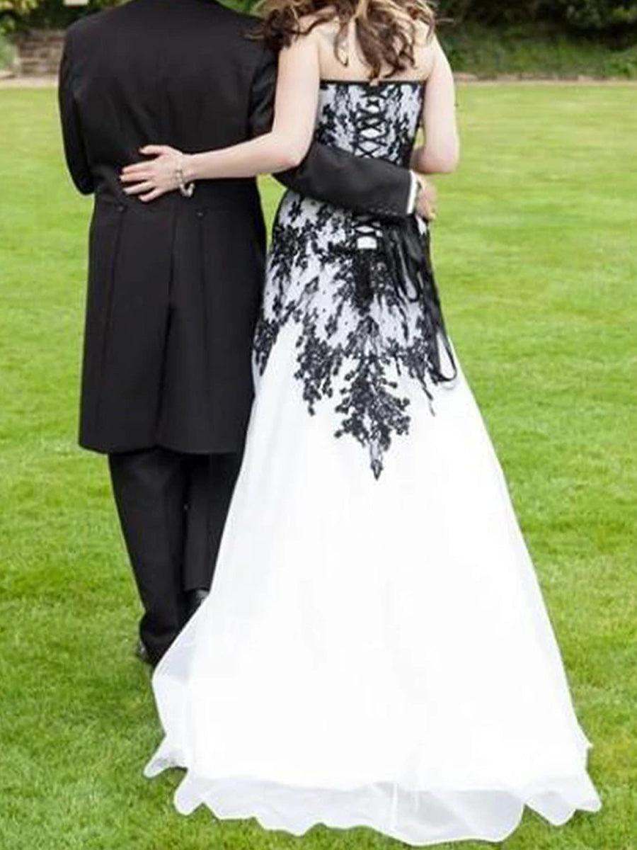 A-line Sweetheart Appliques Lace Sweep Train Organza Corset Wedding Dress