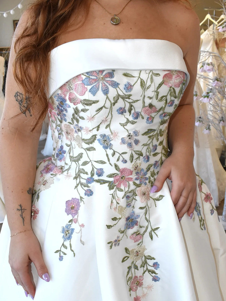 A-line Straight Embroidery Chapel Train Satin Corset Wedding Dress