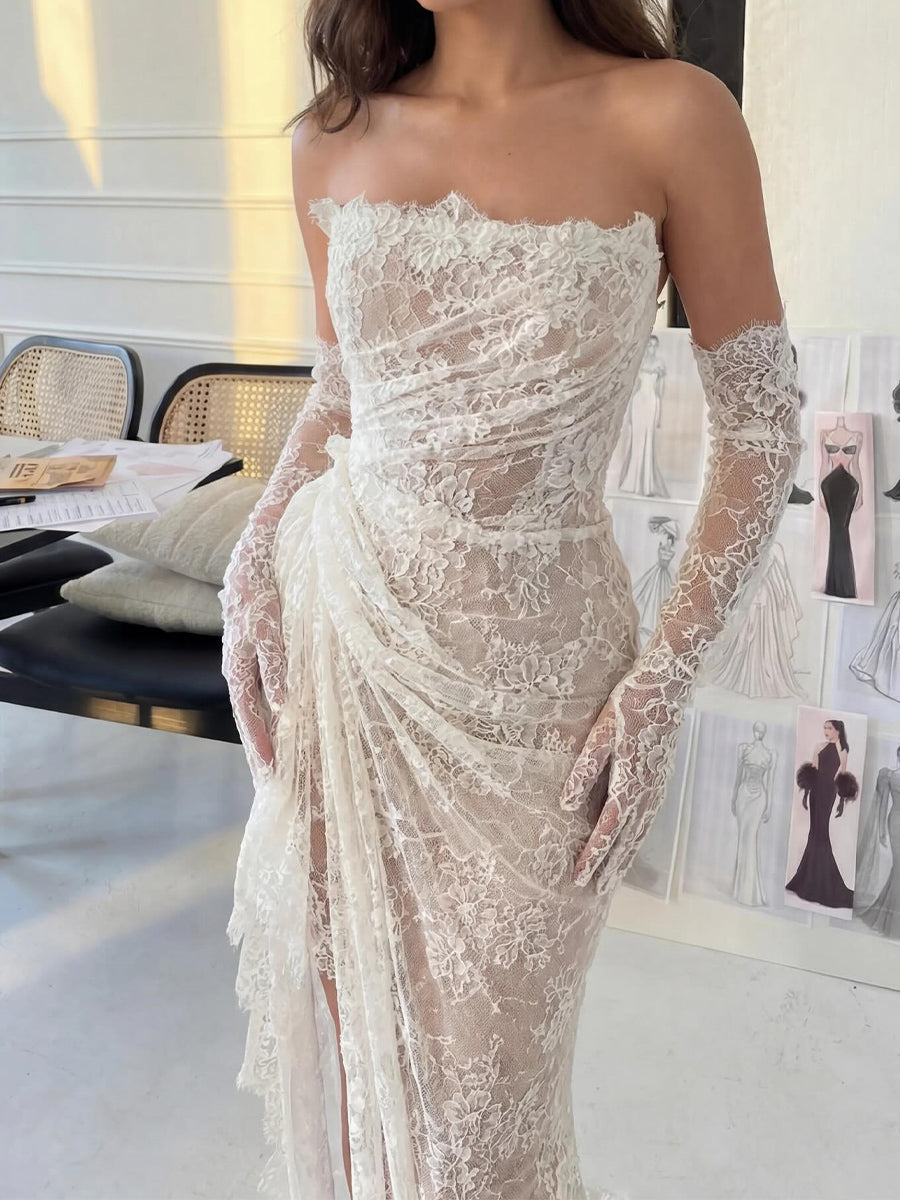Sheath/Column Straight Long Sleeves Appliques Lace Sweep Train Lace Wedding Dress