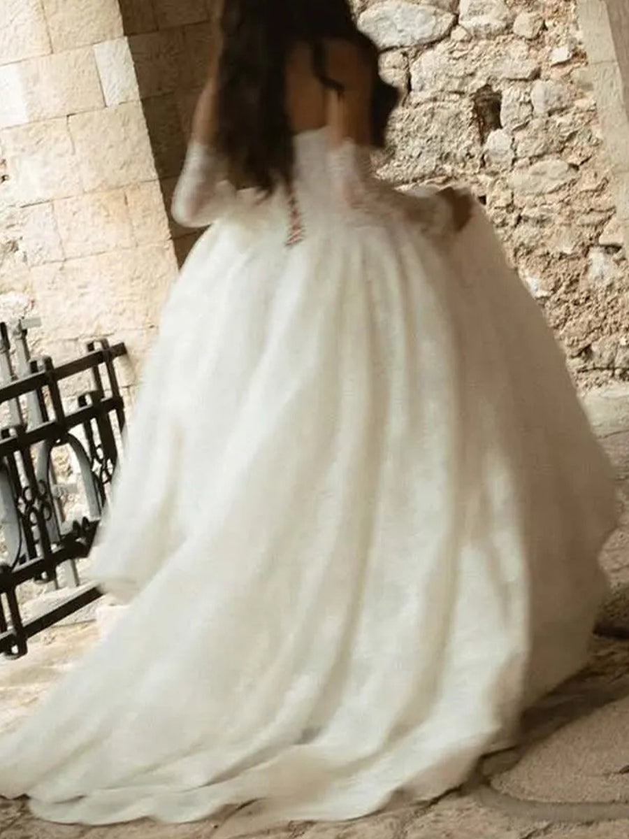 A-line/Princess Sweetheart Long Sleeves Appliques Lace Sweep Train Lace Corset Wedding Dress