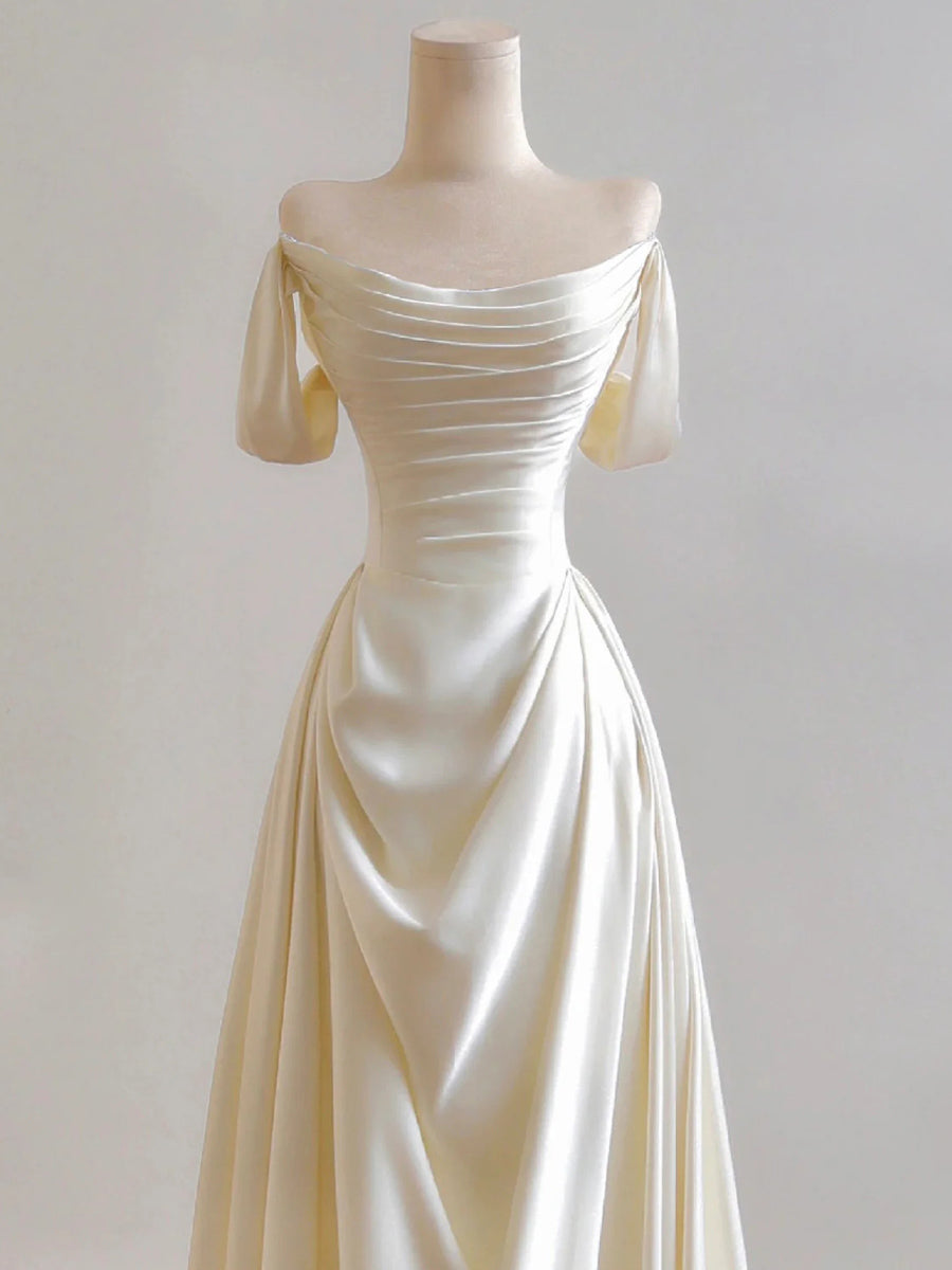 A-line/Princess Straight Pleated Sweep Train Corset Wedding Dress