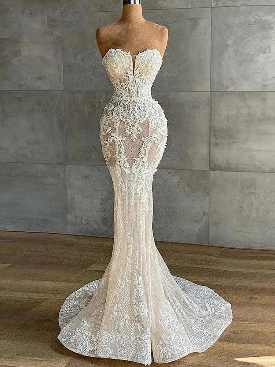 Sheath/Column Sweetheart Appliques Lace Sweep Train Tulle Corset Wedding Dress