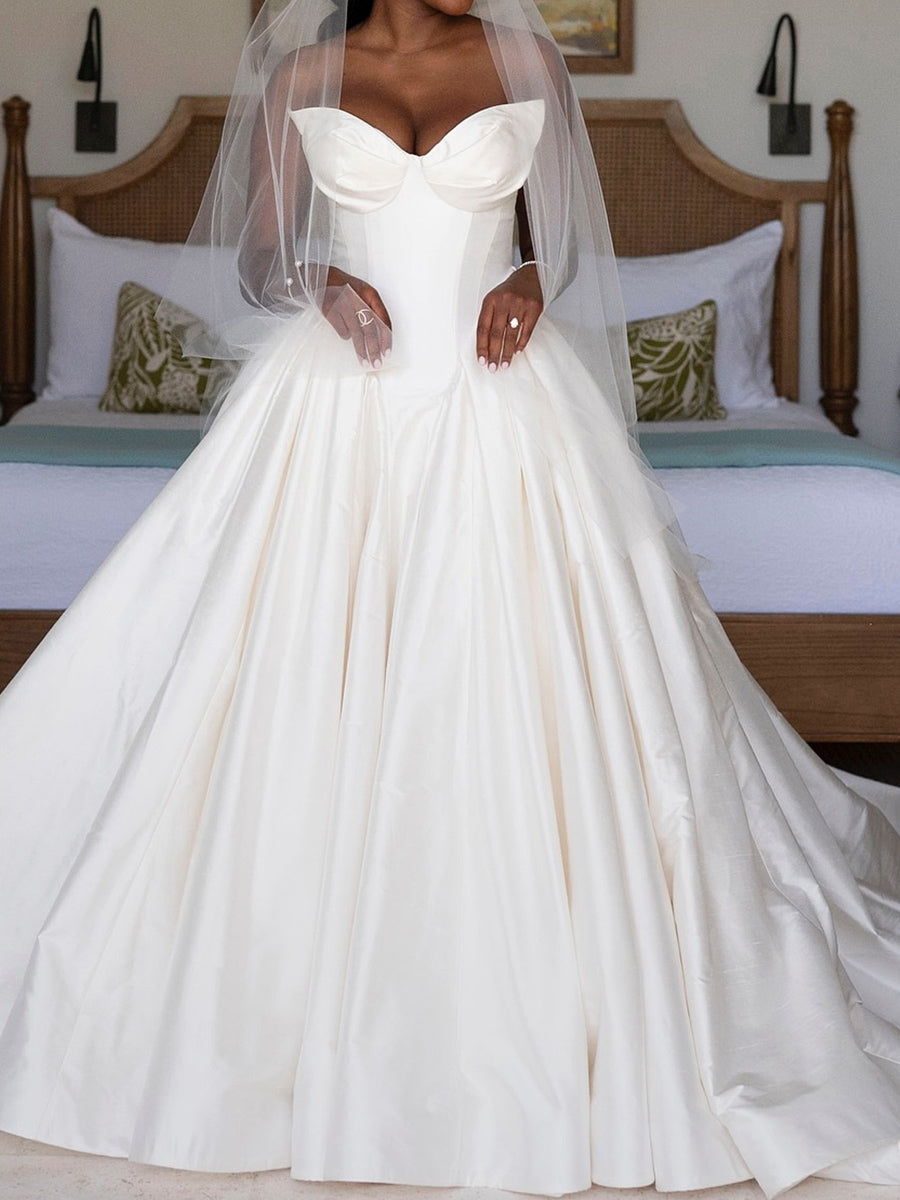 A-line/Princess Sweetheart Pleated Chapel Train Satin Corset Wedding Dress