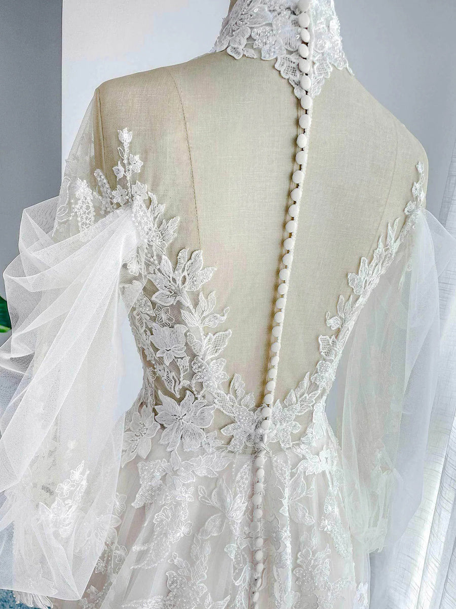 A-line/Princess Sweetheart Long Sleeves Appliques Lace Court Train Tulle Corset Wedding Dress