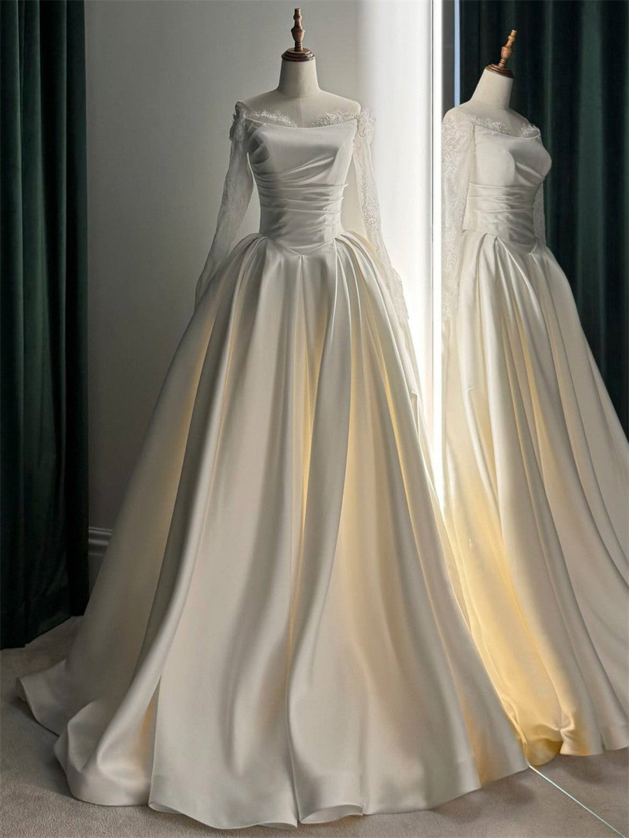 A-line/Princess Off-the-Shoulder Long Sleeves Appliques Lace Court Train Corset Wedding Dress