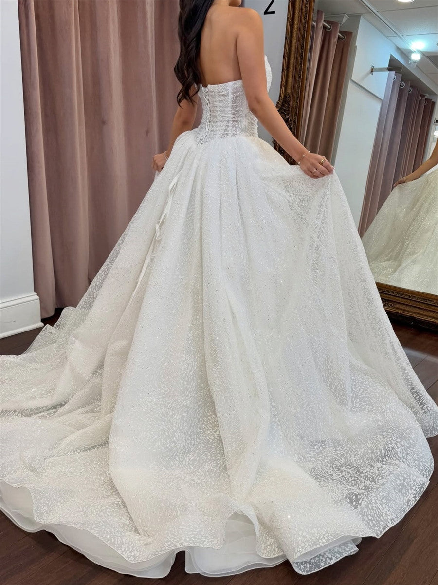 A-line/Princess Sweetheart Court Train Corset Wedding Dress