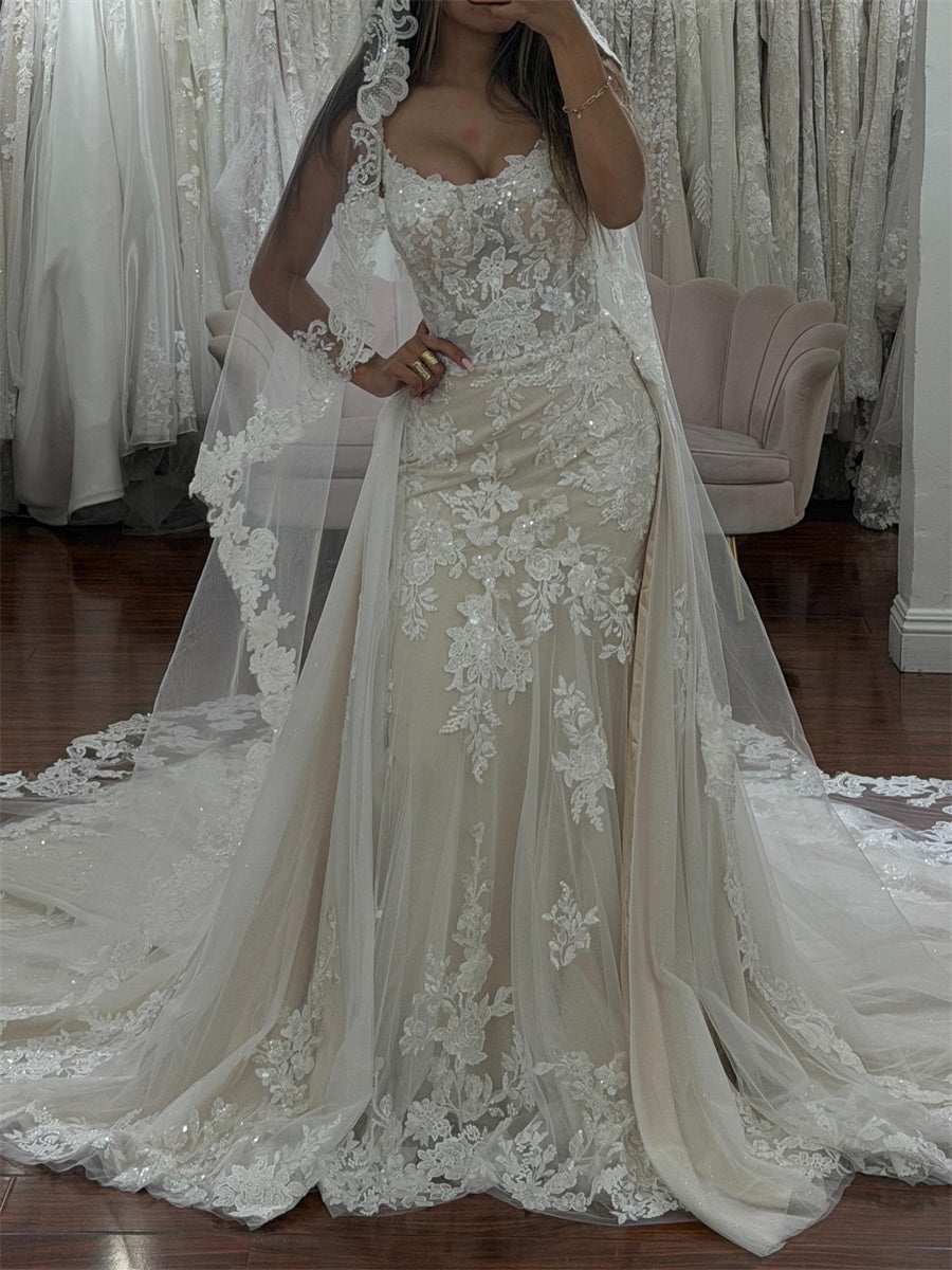 A-line/Princess Straps Appliques Lace Cathedral Train Tulle Wedding Dress
